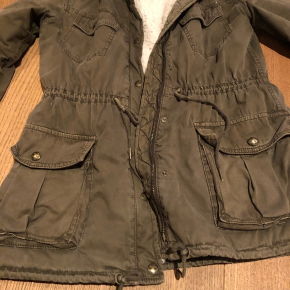 Cozy Utility Coat - Picture 3 of 4